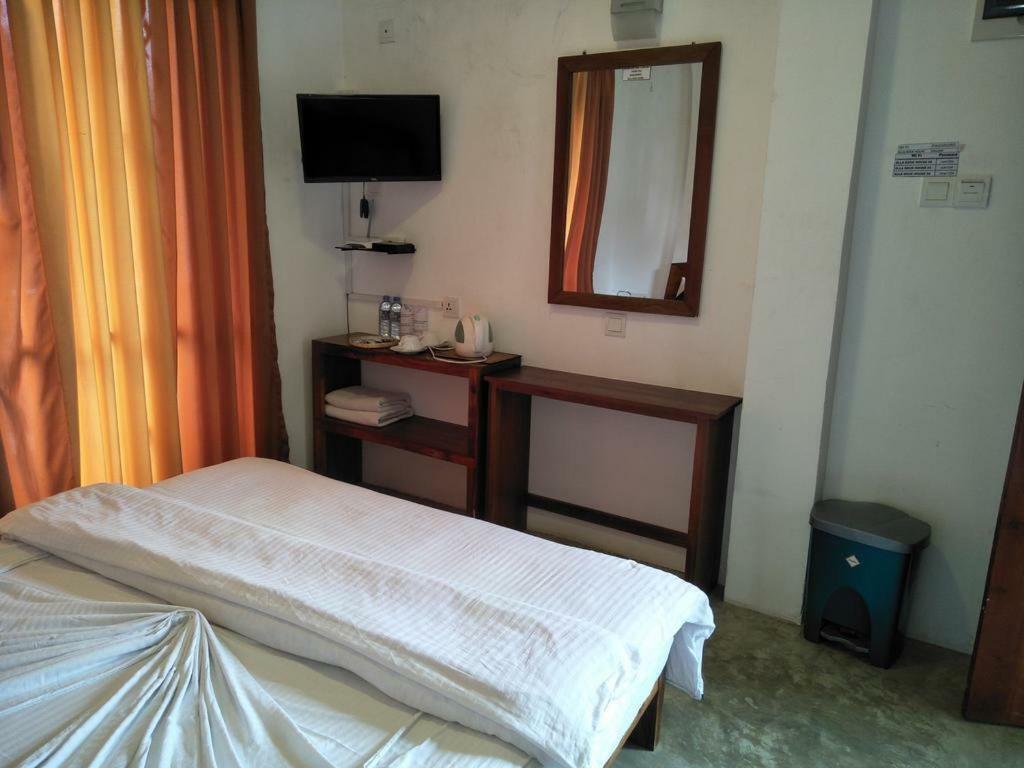 Hikers Lodge Ella Bagian luar foto