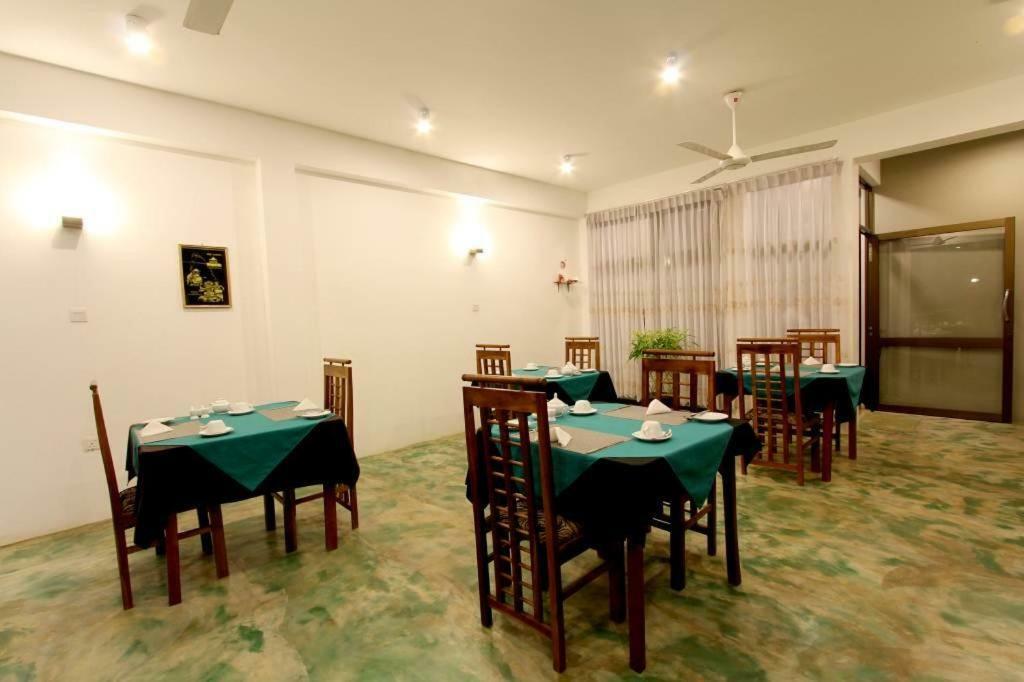 Hikers Lodge Ella Bagian luar foto
